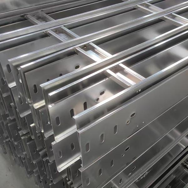 Aluminium Conductive Cable Tray Trough 100x50 Solid Bottom ODM