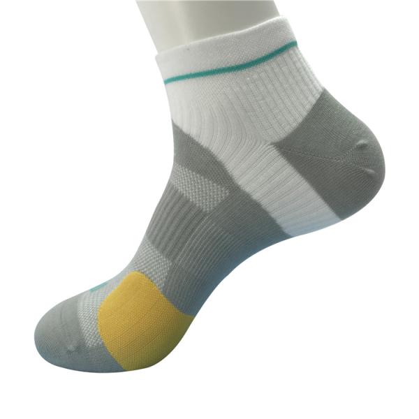 Beauty Socks Customized Compression Performance Crew Socks for Athletic Performance