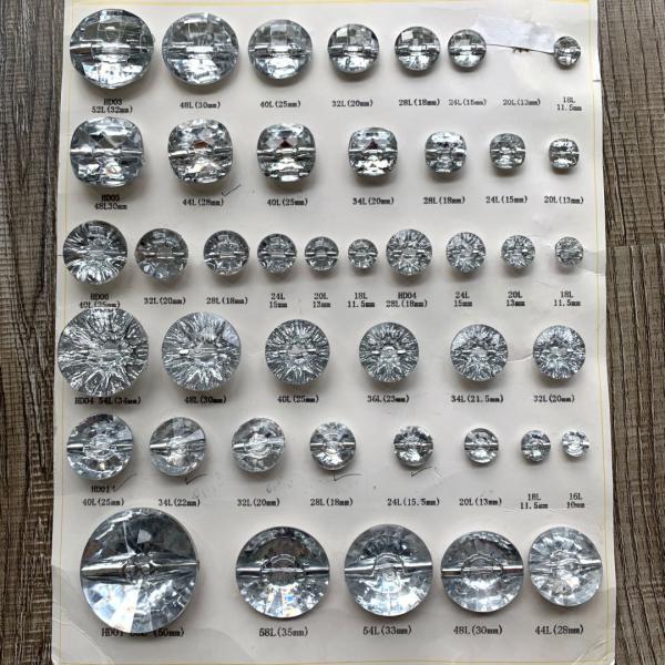 Free sample multi colors plastic acrylic material crystal buttons