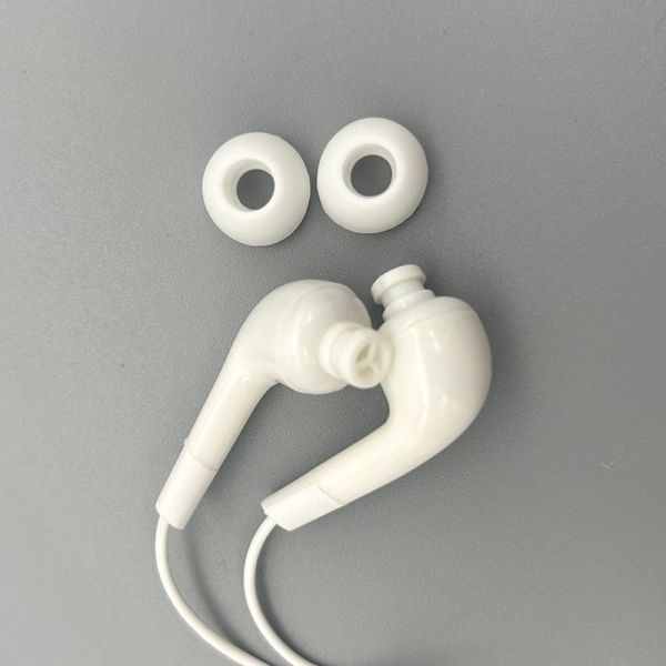 Lower Cost Headset Earphone with Eco-Friendly ABS PVC Material and Customized Promotion Gift