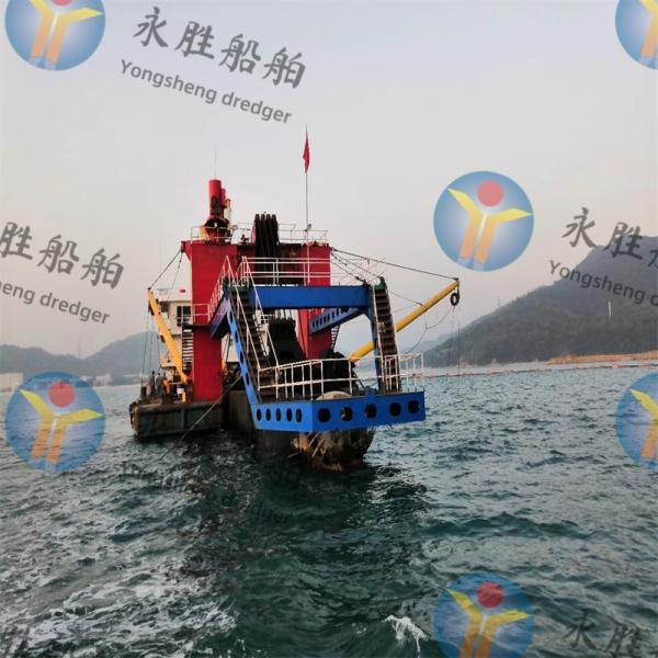 6 m Cutter Suction Dredger For Dredging Beaches And Rivers