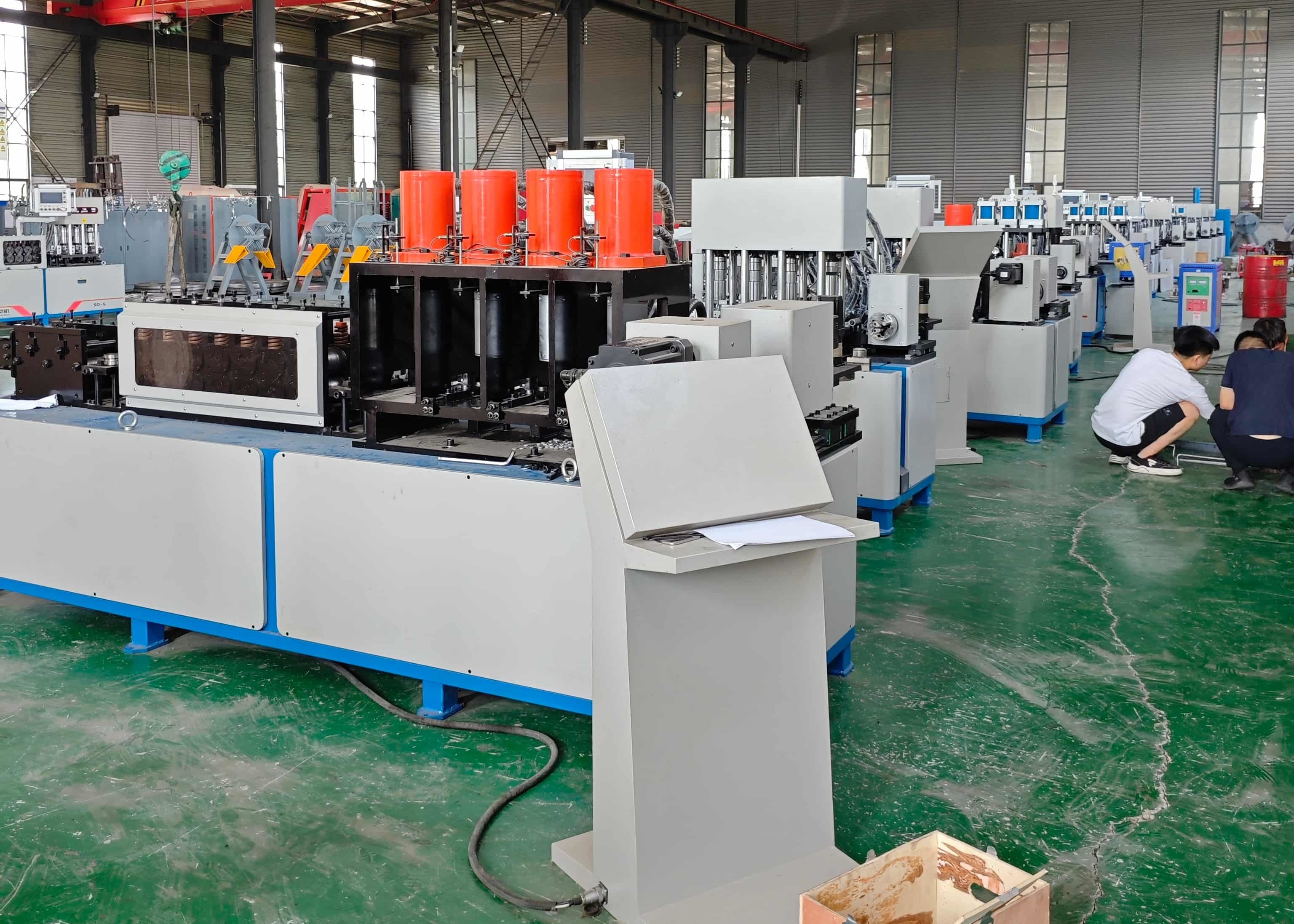 Model FF80 CNC Flat Steel Clamp Machine With Hydraulic System And Servo Control Technology