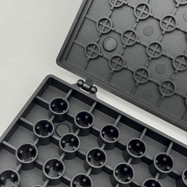 Black ESD PC Clamshell Chip Tray with Lock Mechanism