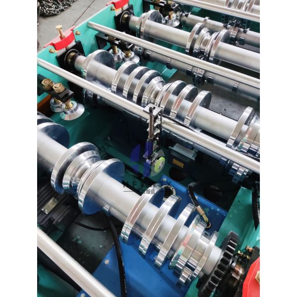 CNC Controlled Standing Seam Roll Former 20 Row Molding For Metal Profile Processing