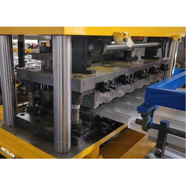 Hydraulic Punch Roof Tile Roofing Roll Forming Machine Automatic High Efficiency & Durable Energy Saving with Gear and Motor