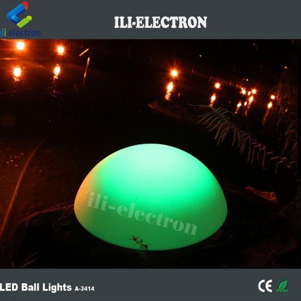 Rechargeable plastic led sphere ball light