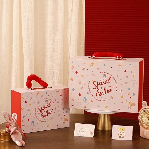 Custom Rigid Gift Box With Fabric Handle For Luxury Gift Packaging
