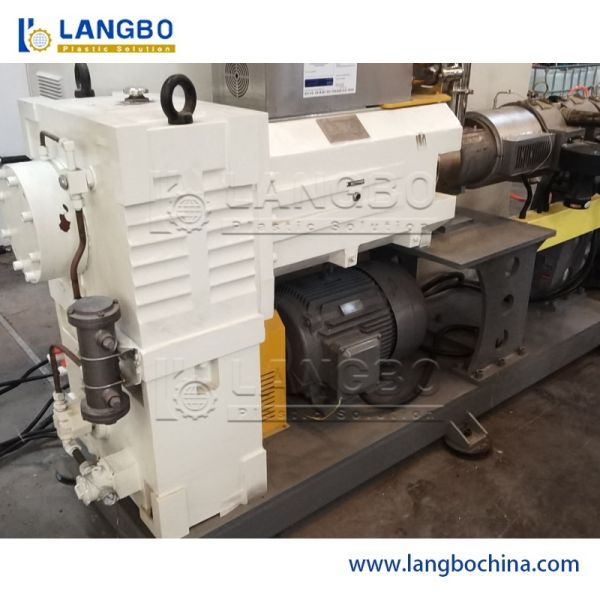 WPC Decking Machine | Controlled Cooling to Reduce Board Warping