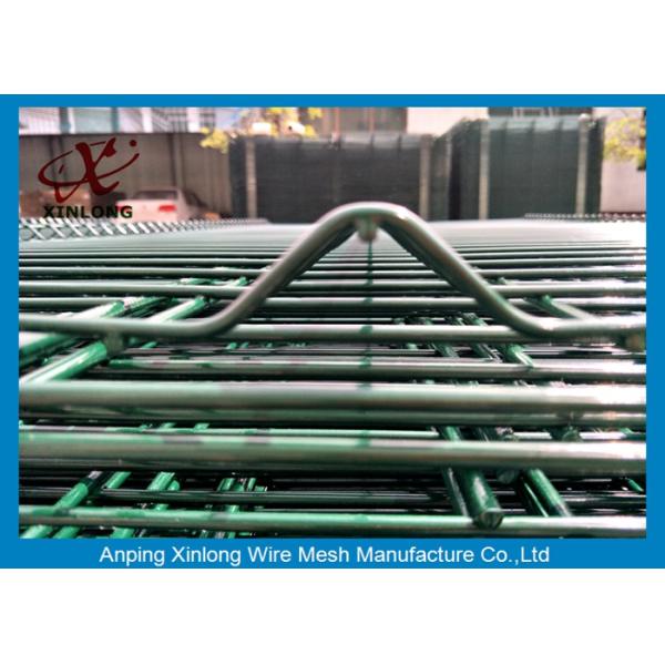 Dark Green Welded Wire Mesh Fencing Panels , Wire Panel Fence Peach Shape Post