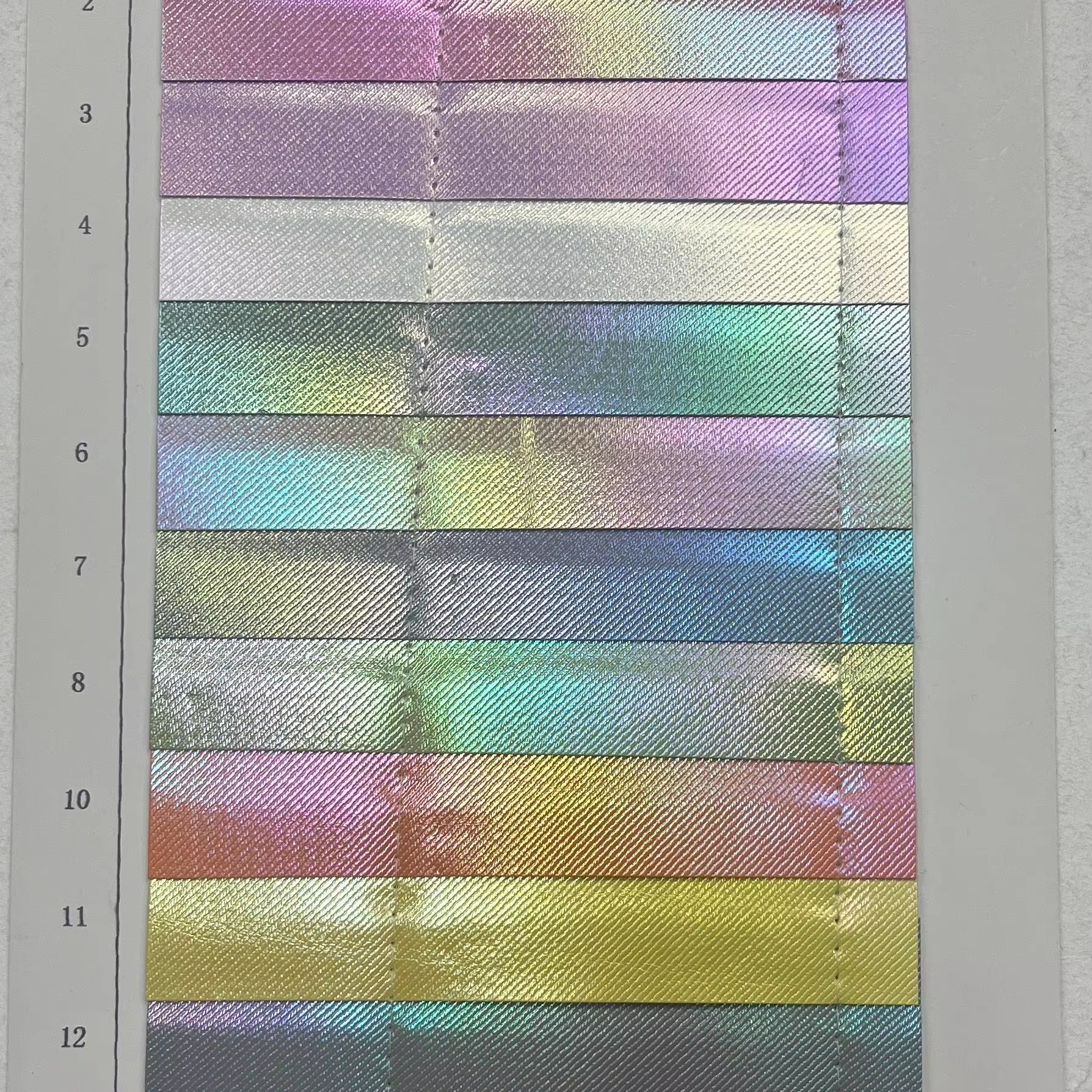 Eco-Friendly Iridescent PU Artificial Leather Assorted Colors Embossed Pattern Stretchable for Bags Outdoor REACH RoHS Compliant