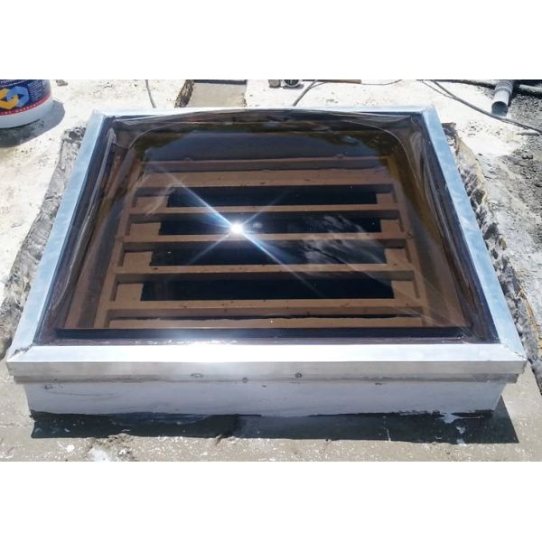 Customized Transparent Polycarbonate Pyramic Skylight Dome, Easy to Install & Transport, Custom Sizes Available, Long Lasting Roof Light Cover