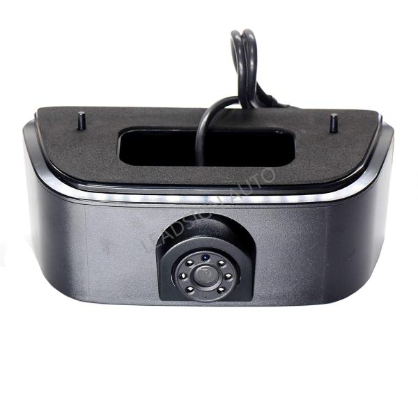 High Resolution Third Brake Light Camera For Nissan NV200 Integrated Microphone