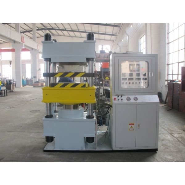 PLC Control Rubber Pad Vulcanizing Machine with Uniform Pressure Application and 2.2KW Power