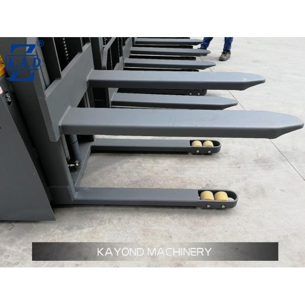 2T Forward Moving Balance Weight Stacker Full Automatic Legless Electric Forklift 1.5T