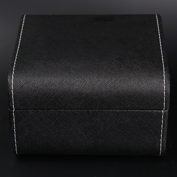 Single Twist Brown Leather Watch Box Elegant Style Recyclable With Stitching