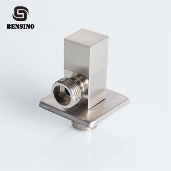 Nickel Plated Drawing 90 ℃ 0.18N Brass Angle Valve