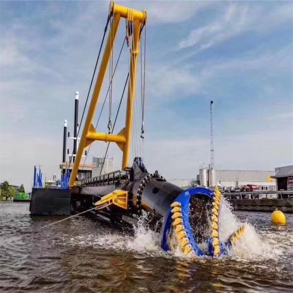 High Performance 18 Inch Cutter Suction Dredger Accelerate Dredging Work In African