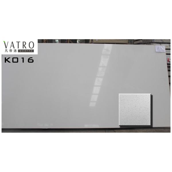 Gentle White Quartz Bathroom Countertops , Artificial Quartz Solid Surface Polished