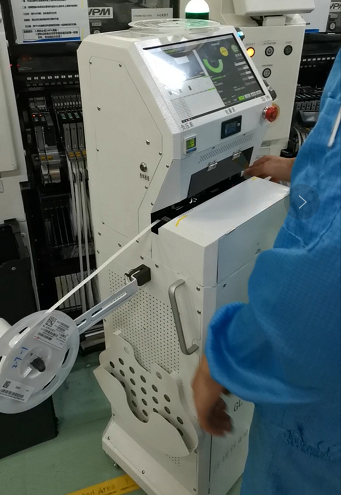Intelligent Error Proof Auto Splicing Machine In SMT Production Line