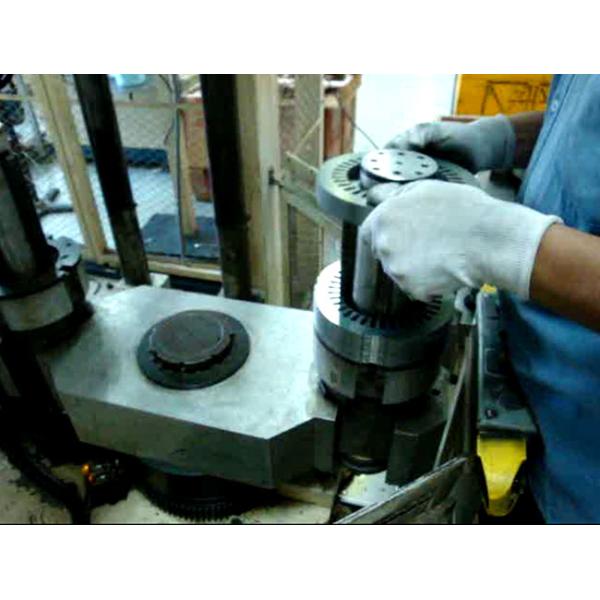 Stator Winding Machine / Stator Core Cleat Machine Motor Stator