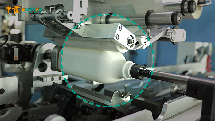 Automatic Labeling Machine For Soft Laminated Tube PE Cosmetic Bottle