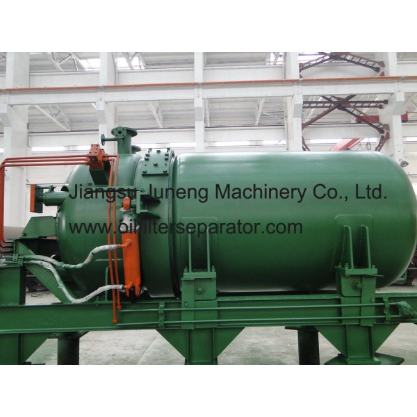 Automatic dreg discharging horizontal pressure leaf plate type filter