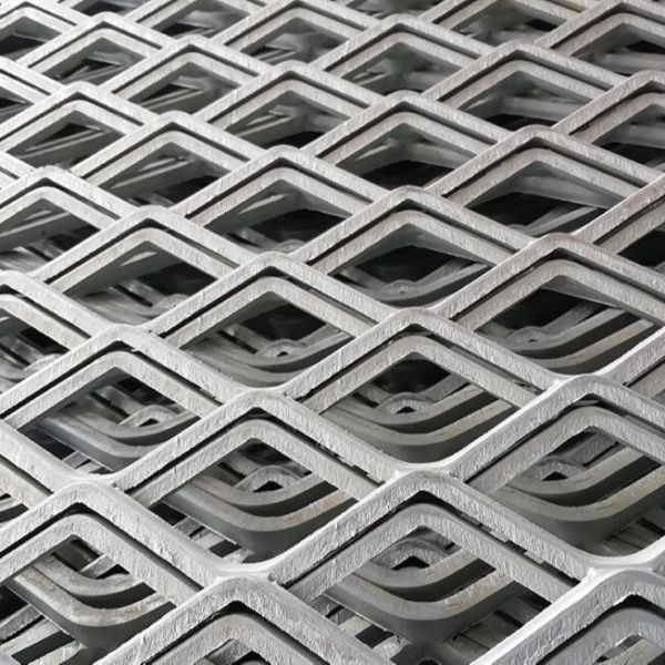 PVC Coated Expanded Metal Mesh Galvanized Expanded Metal Mesh For Window Guards
