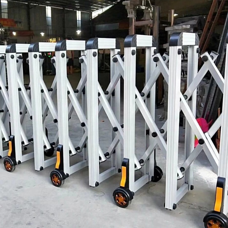 Customized Aluminum Retractable Road Traffic Barrier Manual Foldable Expandable Fence Barrier for Courtyard Apartment Road Block