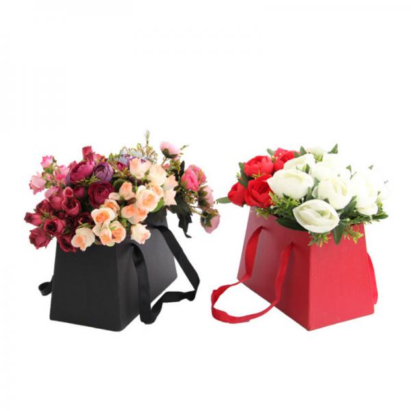 Buy FSC Certificate Romantic Printed Paper Shopping Bag , Flower Packaging Boxes at wholesale prices