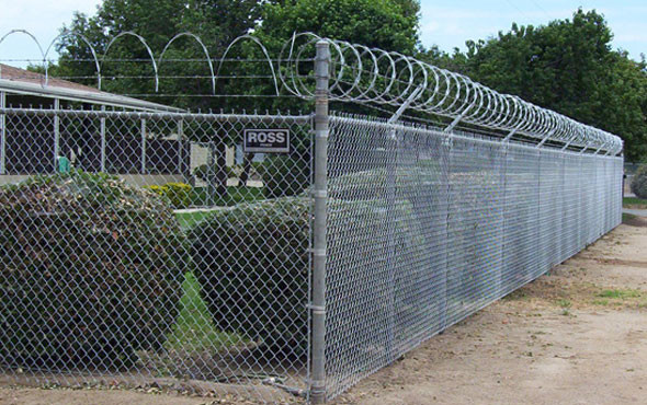 HOT DIPPED GALVANIZED CHAIN Link FENCE/CHAIN WIRE