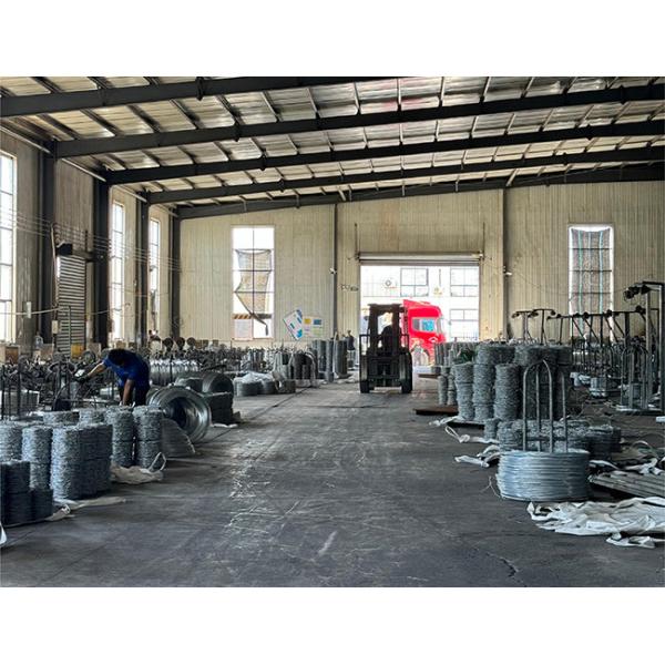 Rust Resistance 3or 4inch Barb Distance Galvanized Barbed Wire Roll