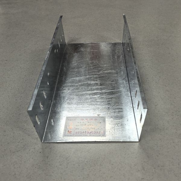 Customized Bending Radius Hot Dip Cable Tray With Ventilation Or Perforation Groove