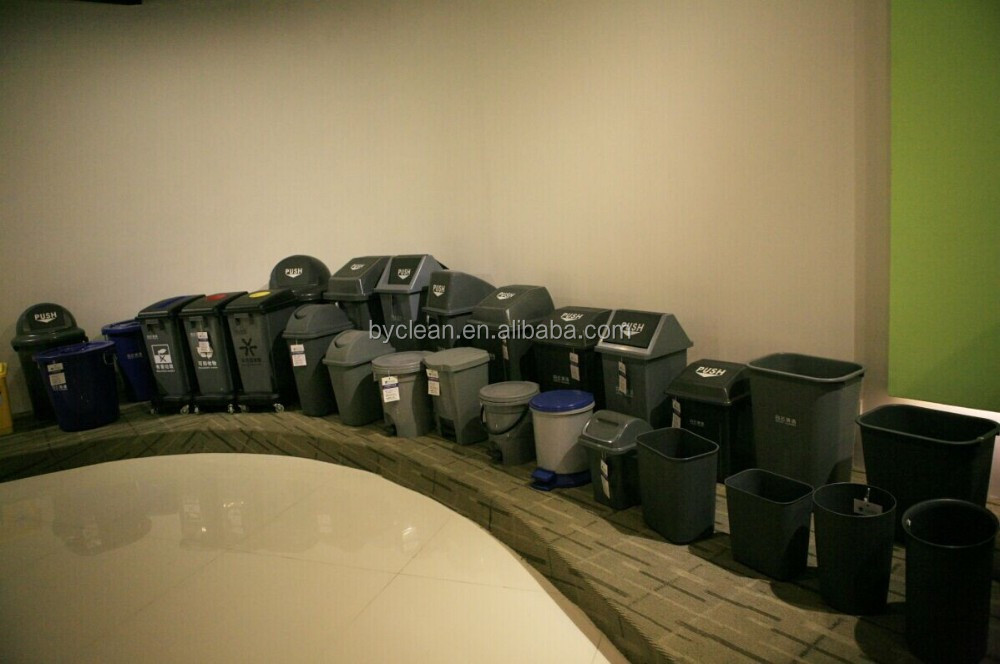 60L Small Quadrate Garbage Can Outdoor Trash Bin