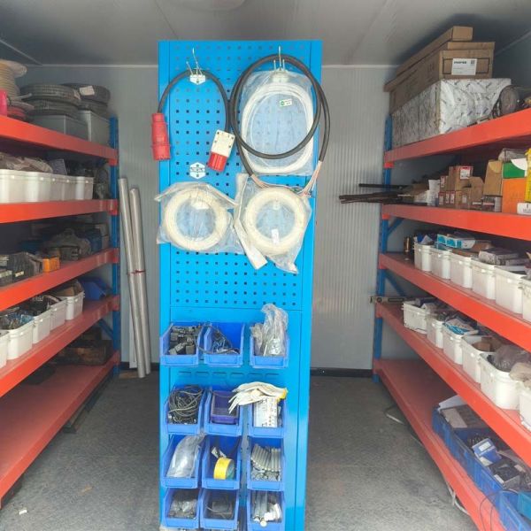 5 Shelves Warehouse Storage Rack Metal Boltless Industrial Shelving Customized Width