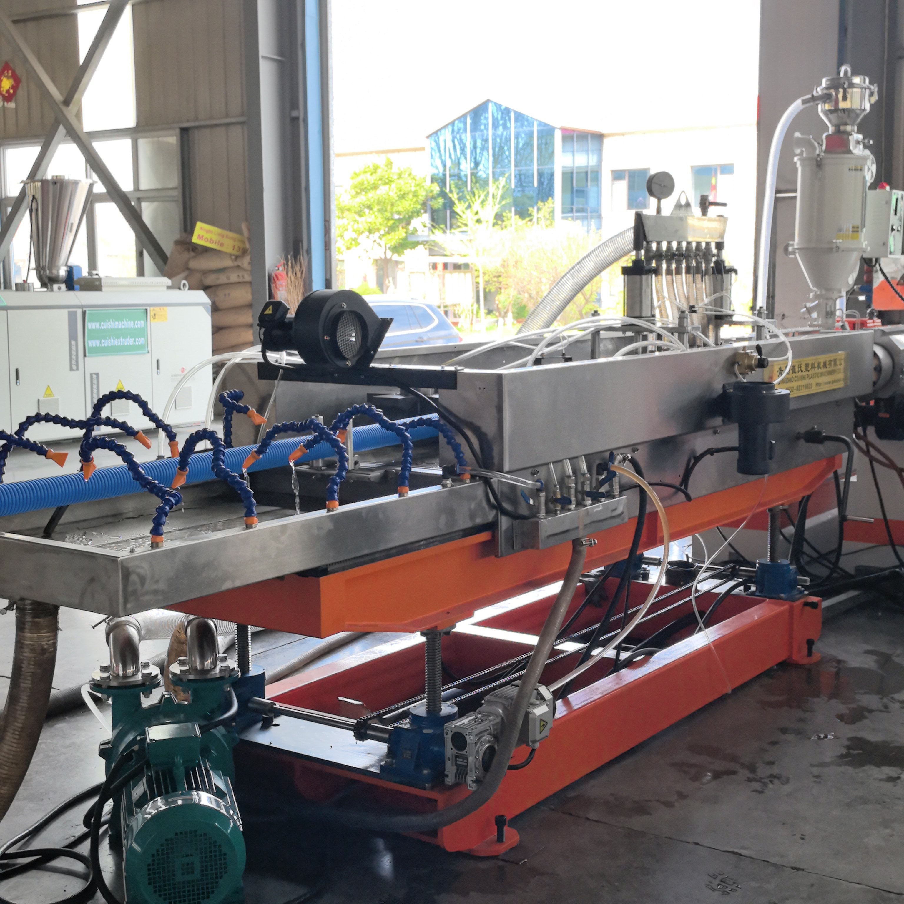 High Performance HDPE Double Wall Corrugated Pipe Machine with Vacuum Forming System Control