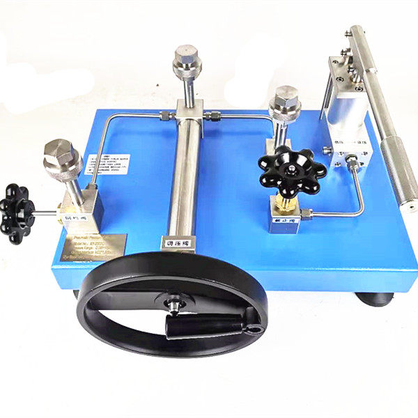 Pneumatic Pressure Gauge Calibrator With High Display Resolution