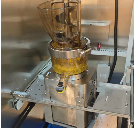 Rotating cup holder accessory