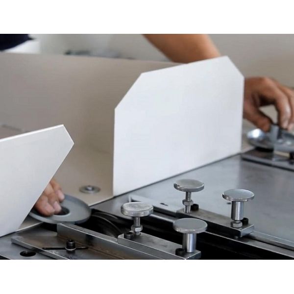 Full Auto End Cap Gluing Machine For 50 - 110 Mm End Caps