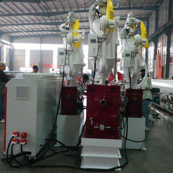 Industrial PPR/PPH Multi Layer Pipe Extrusion Machine Three Layer Plastic Pipe Production Line