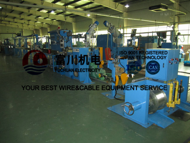 Sky Blue Wire Extruder Machine For Low Smoking Halogen - Free Wire