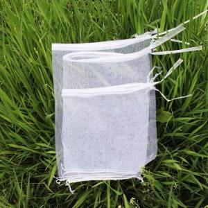 China 53*94cm Non Woven Mesh Net Bag for Mango Fruit Protection in Industrial Agriculture on sale