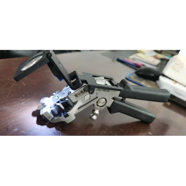 Easy Hand Copper Wire Cold Welding Machine For 0.08-0.6mm Wire