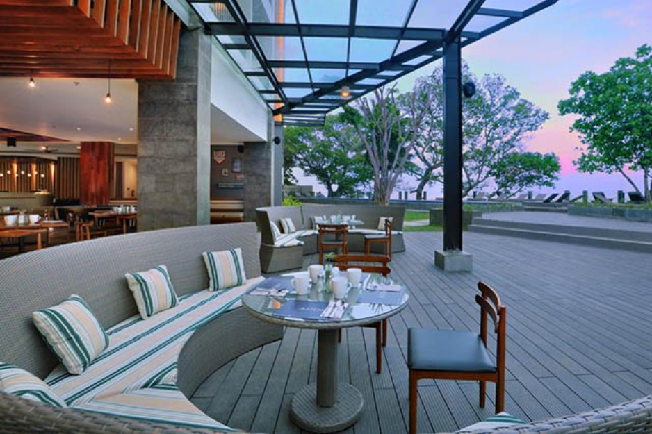 Hide Frame Wood Plastic Composite Flooring Garden Outdoor Decking Boards Plastic