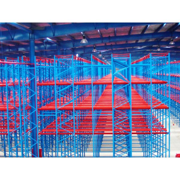 Double Entry Drive In Pallet Rack For High Density Pallet Storage