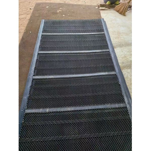 rubber self cleaning vibrating screen mesh