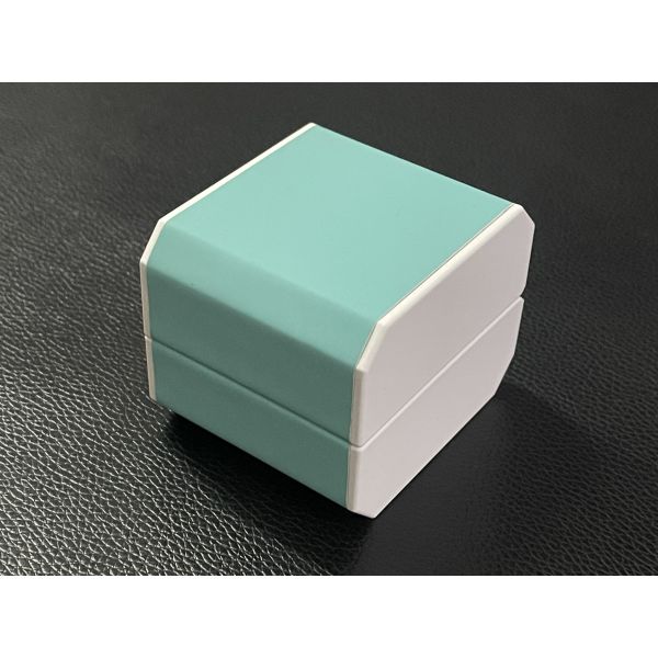 Customized Your Logo-Azure Pu Leather LED Ring Box