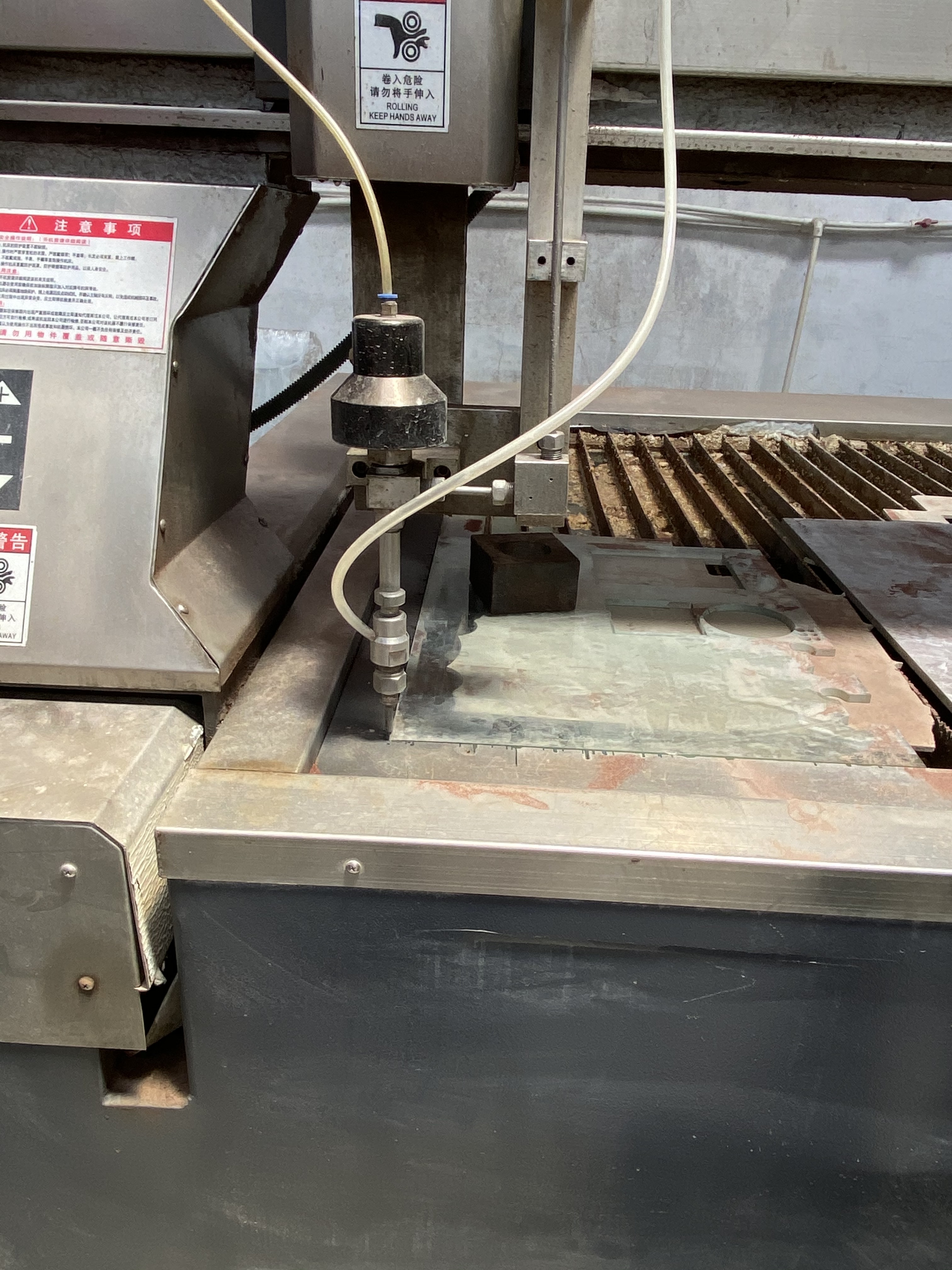 Fully Automatic Three-Axis Waterjet Cutting Machine for Metals, Stones, and Glass