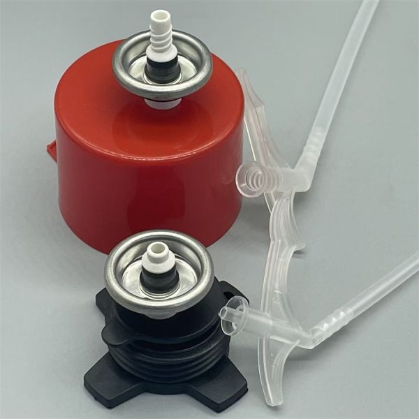 Foam applicator in use for sealing application