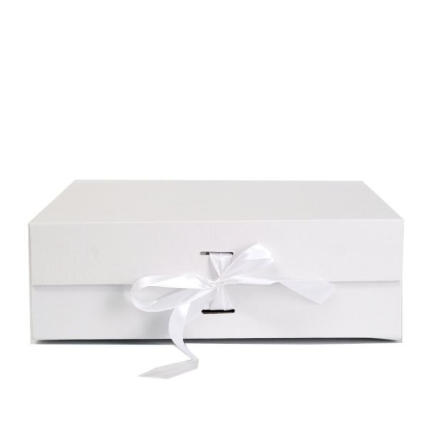 Clothes Folding Gift Box Custom Magnetic Flat Cardboard Boxes With Magnetic Closure