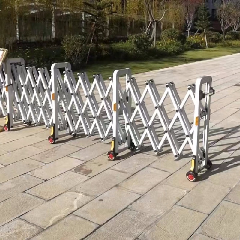 Customized Aluminum Retractable Road Traffic Barrier Manual Foldable Expandable Fence Barrier for Courtyard Apartment Road Block